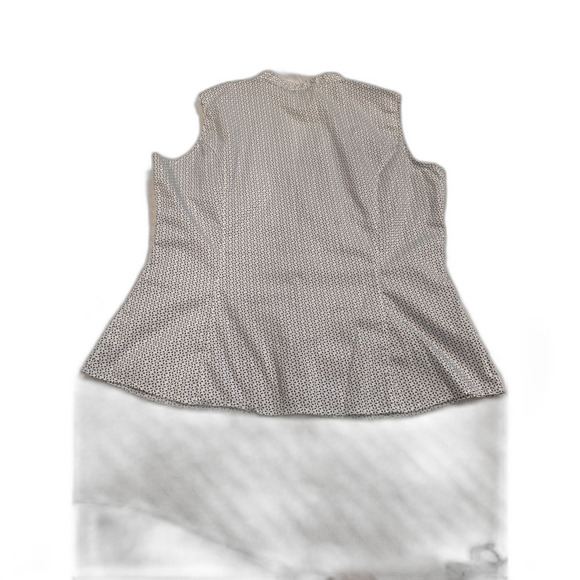 H&M Floral Blue White Sleeveless Button Front Blouse Size XL - Picture 3 of 5